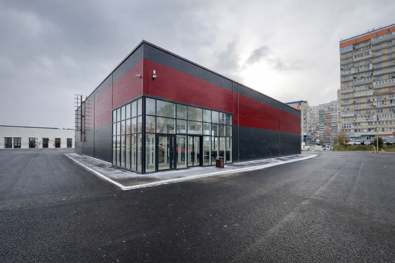 Автоматические двери для торгового центра