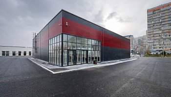 Автоматические двери для торгового центра