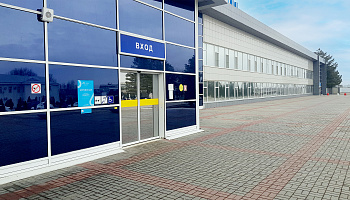 Автоматические раздвижные двери для аэропорта