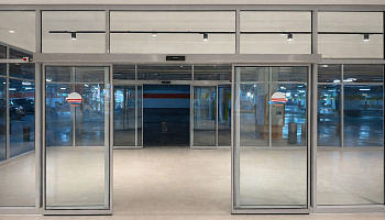 Автоматические двери для ТРЦ