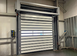 Скоростные спиральные ворота для интенсивного использования